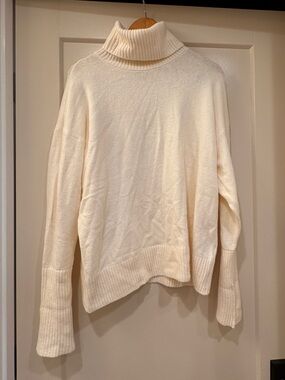 Old Navy Cream Turtleneck Sweater